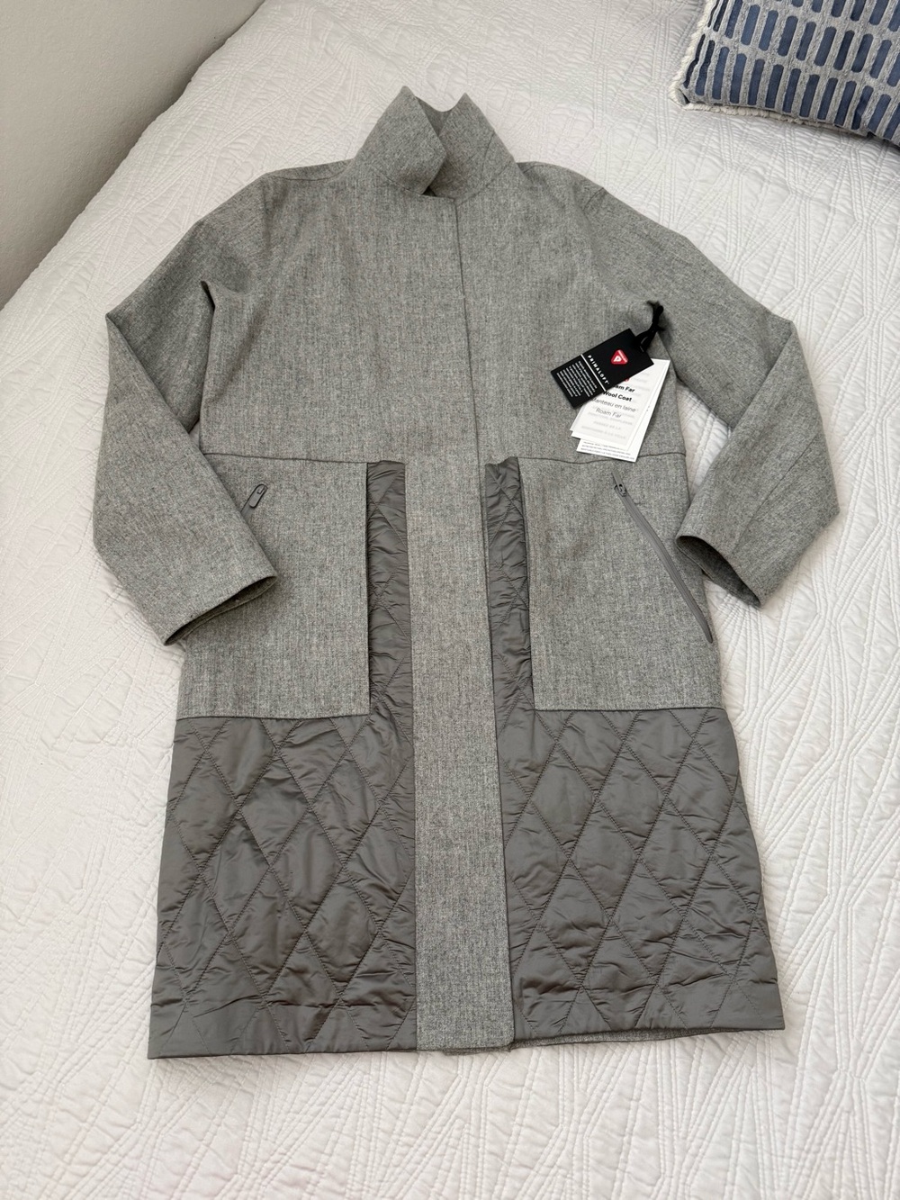 LULULEMON Gray Quilted Panel Wool Blend Coat - Women's